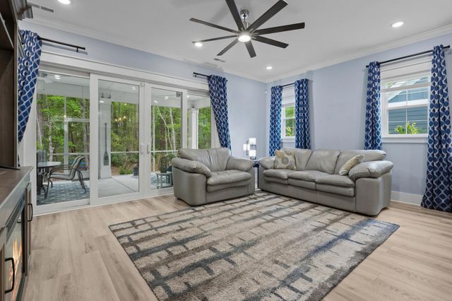 3017 Moss Bridge Ln., Myrtle Beach, SC 29579