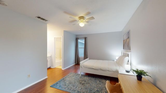 7611 Lunar DR, Austin, TX 78745