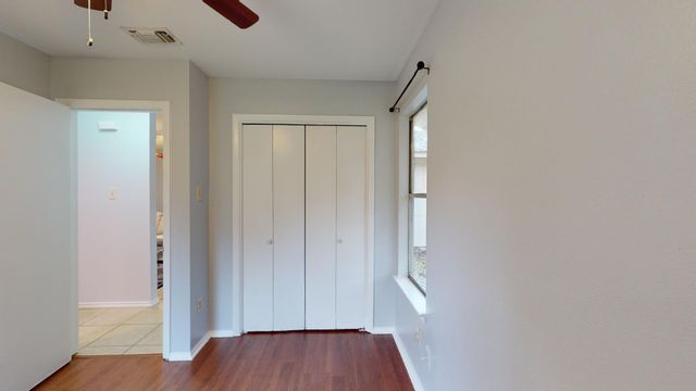 7611 Lunar DR, Austin, TX 78745
