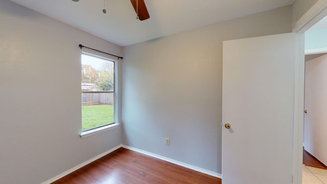 7611 Lunar DR, Austin, TX 78745