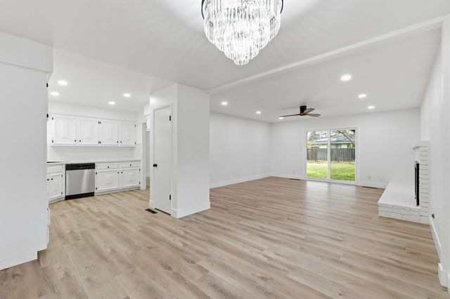 506 E Sample Avenue, Fresno, CA 93710