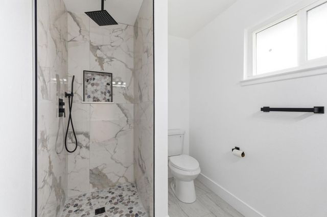 506 E Sample Avenue, Fresno, CA 93710