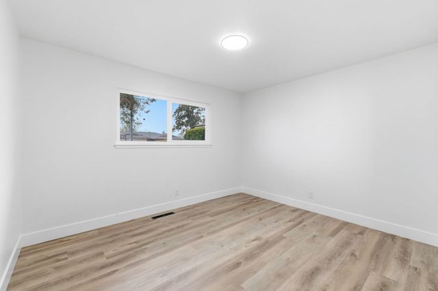 506 E Sample Avenue, Fresno, CA 93710