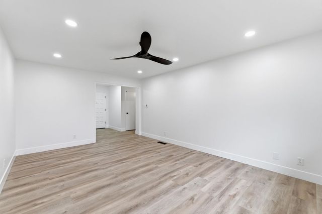 506 E Sample Avenue, Fresno, CA 93710