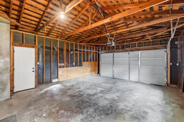 506 E Sample Avenue, Fresno, CA 93710