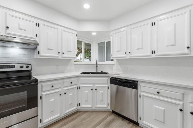 506 E Sample Avenue, Fresno, CA 93710