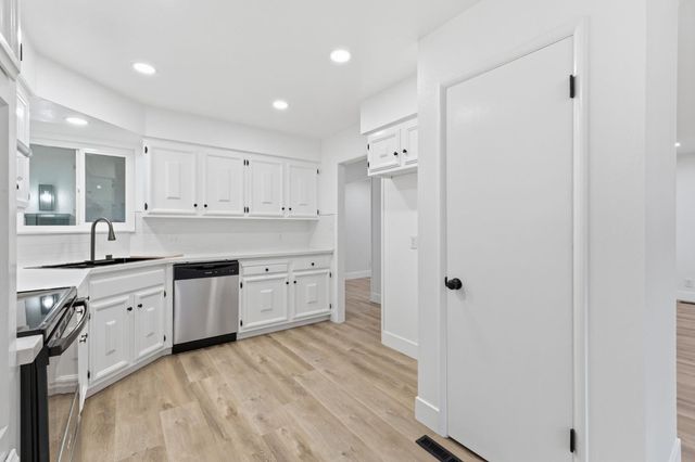 506 E Sample Avenue, Fresno, CA 93710