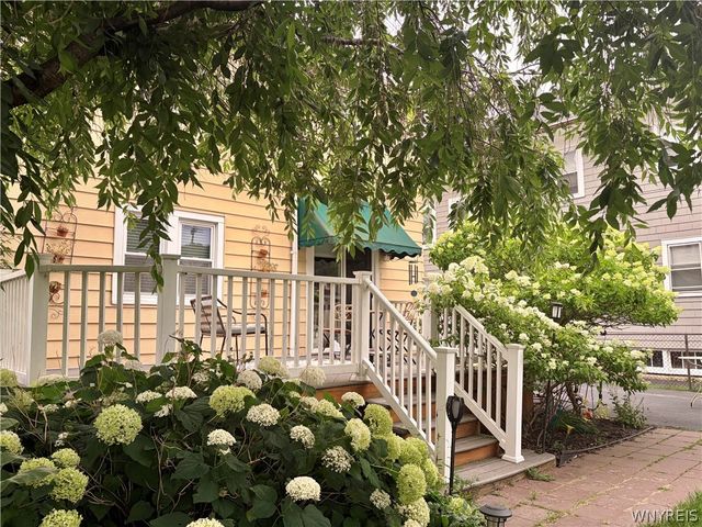 9 Norran Drive, Rochester, NY 14609
