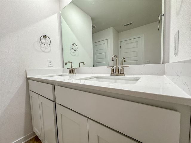 4378 W Glacier Street, Fayetteville, AR 72704