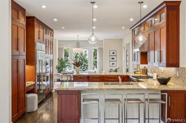 2751 15th Avenue, San Francisco, CA 94127