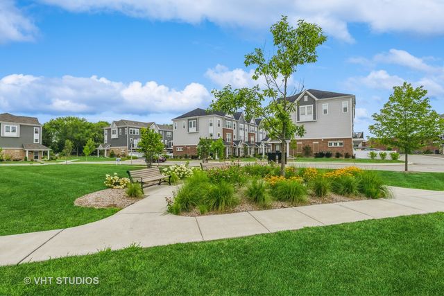 155 Yorktown Court 0, Libertyville, IL 60048