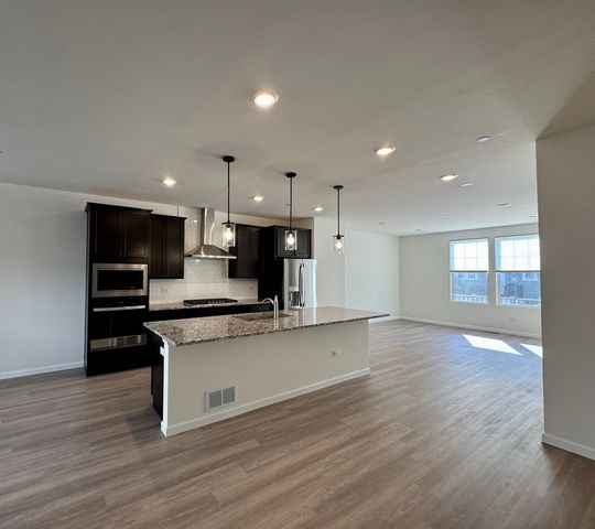 155 Yorktown Court 0, Libertyville, IL 60048