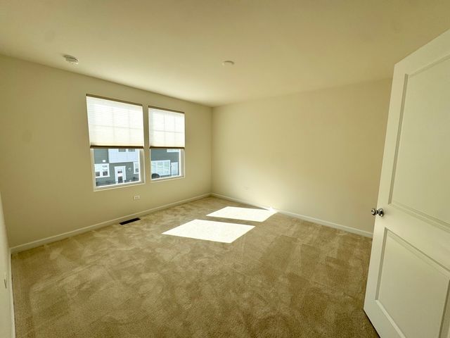 155 Yorktown Court 0, Libertyville, IL 60048