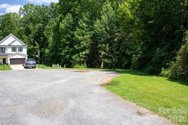 112 Homewood Lane, Statesville, NC 28625