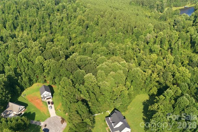 112 Homewood Lane, Statesville, NC 28625