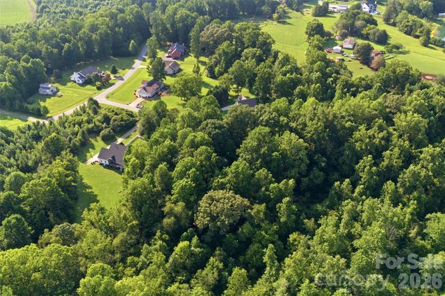 112 Homewood Lane, Statesville, NC 28625