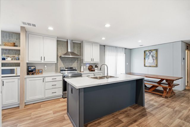 154 Beejay Lane, Cross, SC 29436