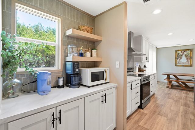 154 Beejay Lane, Cross, SC 29436