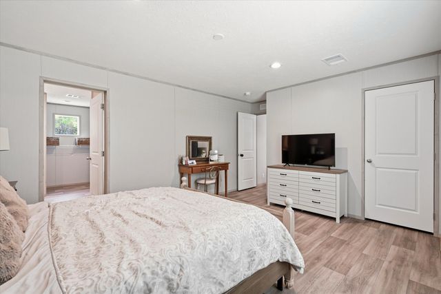 154 Beejay Lane, Cross, SC 29436