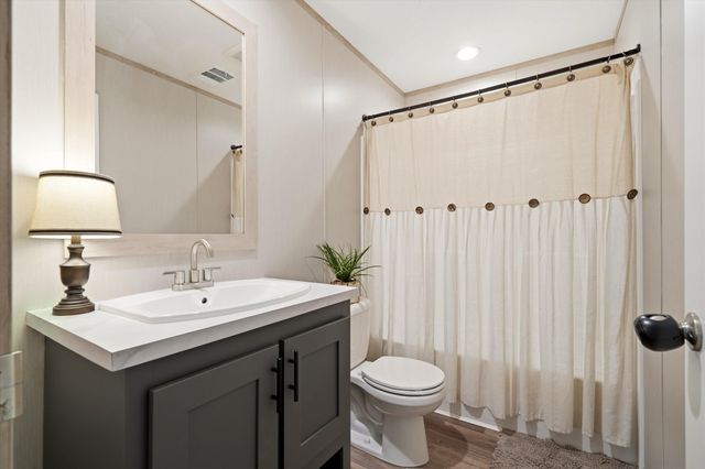 154 Beejay Lane, Cross, SC 29436