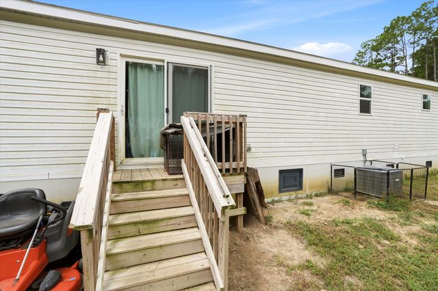 154 Beejay Lane, Cross, SC 29436