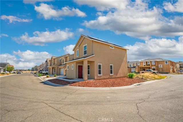 1344 Hermosa Drive, Merced, CA 95348