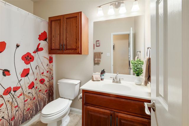 3333 Goldenoak CIR, Round Rock, TX 78681