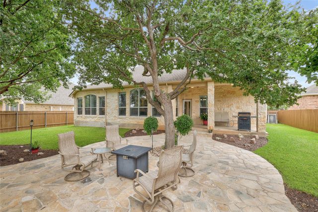 3333 Goldenoak CIR, Round Rock, TX 78681