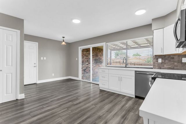 5264 Pruitt Drive, The Colony, TX 75056
