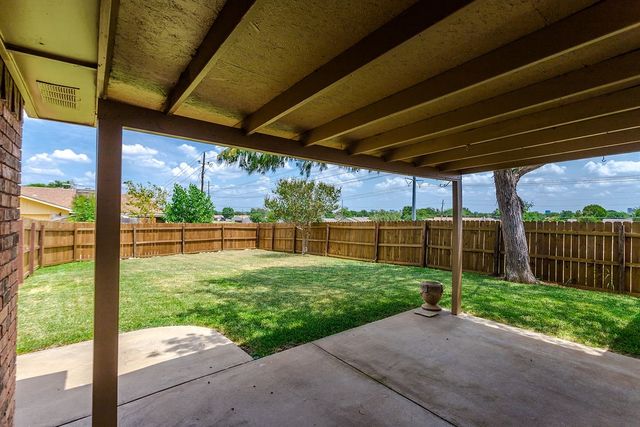 5264 Pruitt Drive, The Colony, TX 75056