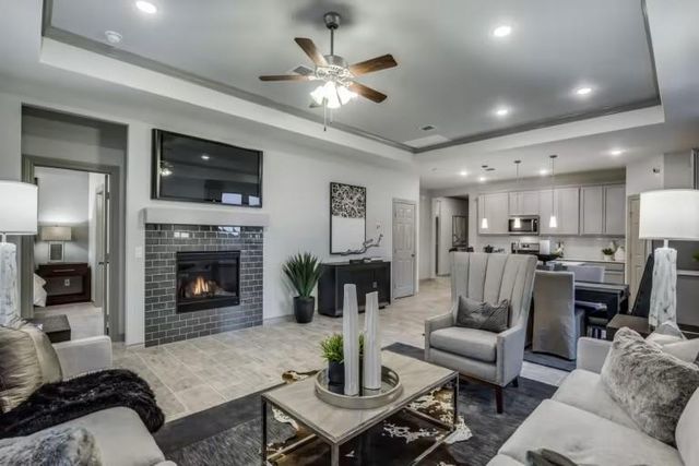 655 Amber Falls, Montgomery, TX 77356