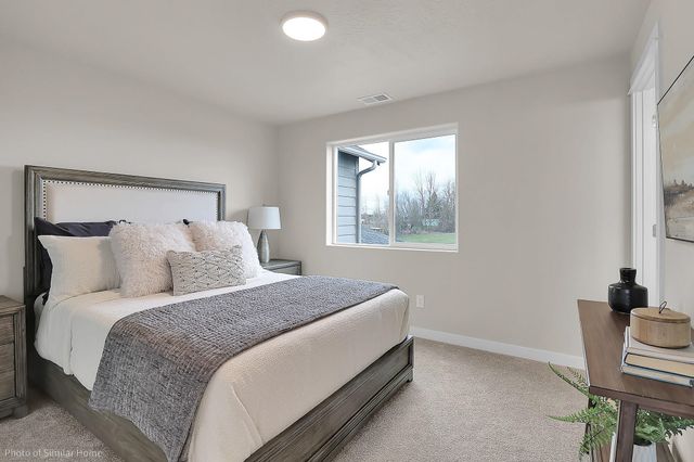 1802 Dragon Tail Place 10, Medford, OR 97504