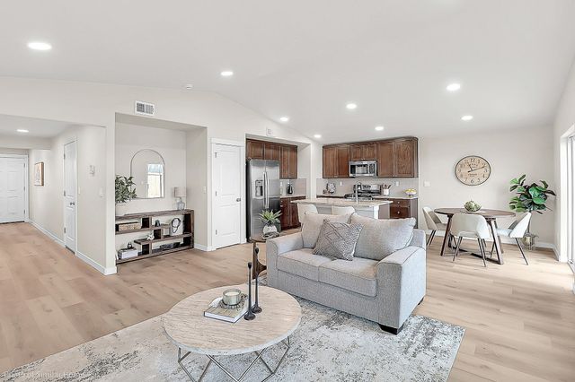 1802 Dragon Tail Place 10, Medford, OR 97504