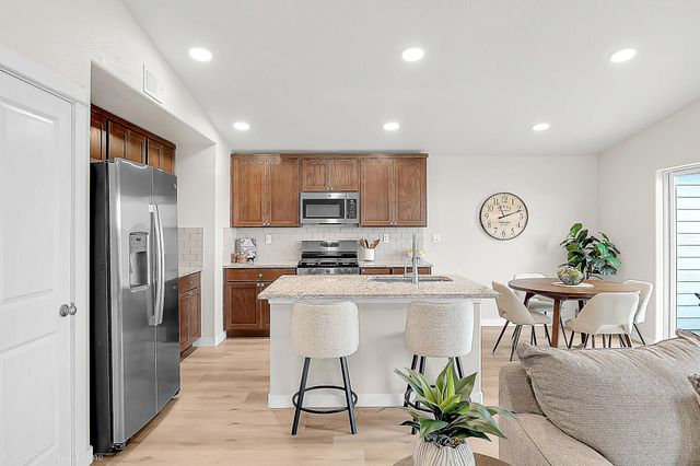 1802 Dragon Tail Place 10, Medford, OR 97504