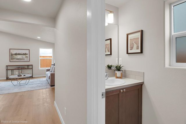 1802 Dragon Tail Place 10, Medford, OR 97504