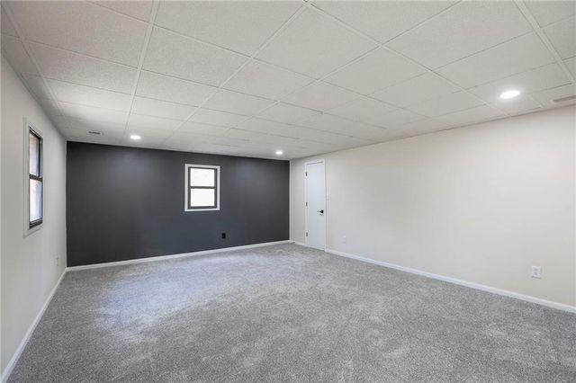 907 S State Route J Highway, Peculiar, MO 64078