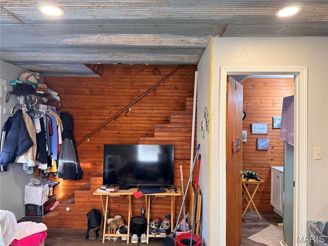 202 N Buena Vista Street, Puxico, MO 63960