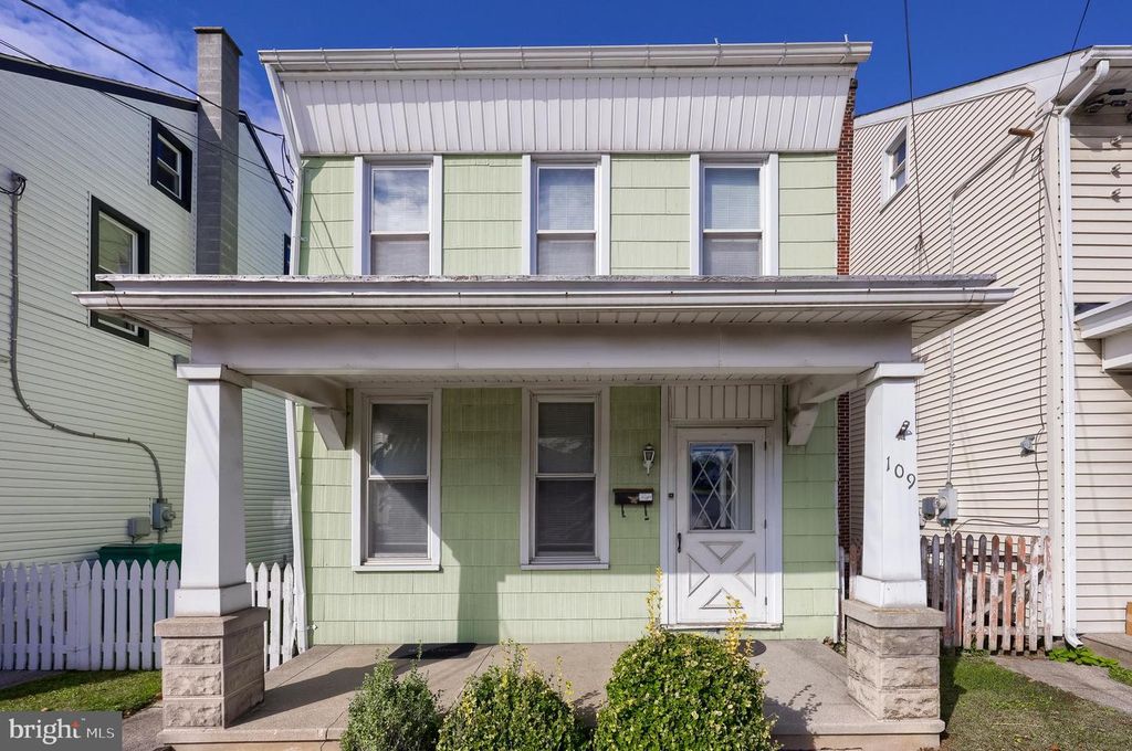 109 E CUMBERLAND ST, Lebanon, PA 17042