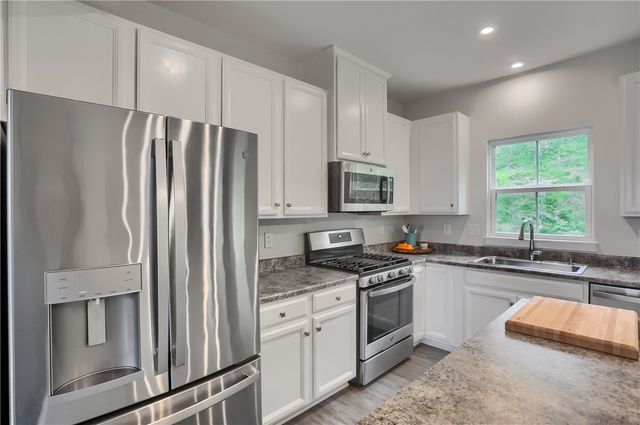 133 Moyer Hill Dr, Cranberry Twp, PA 16066