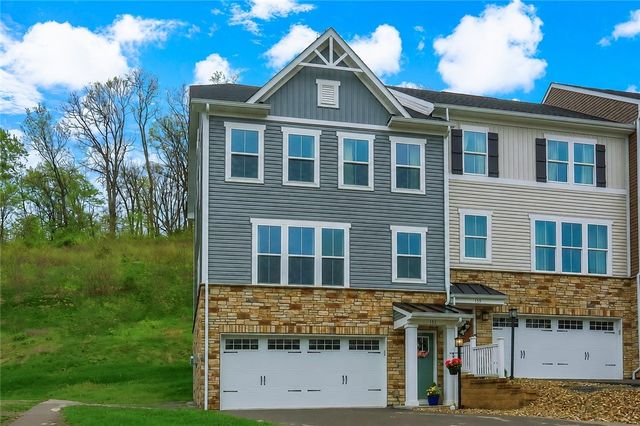 133 Moyer Hill Dr, Cranberry Twp, PA 16066