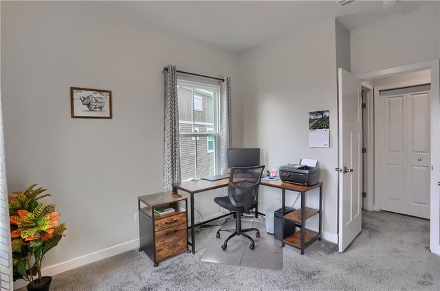 133 Moyer Hill Dr, Cranberry Twp, PA 16066