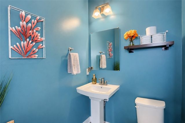 133 Moyer Hill Dr, Cranberry Twp, PA 16066