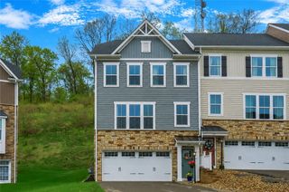133 Moyer Hill Dr, Cranberry Twp, PA 16066