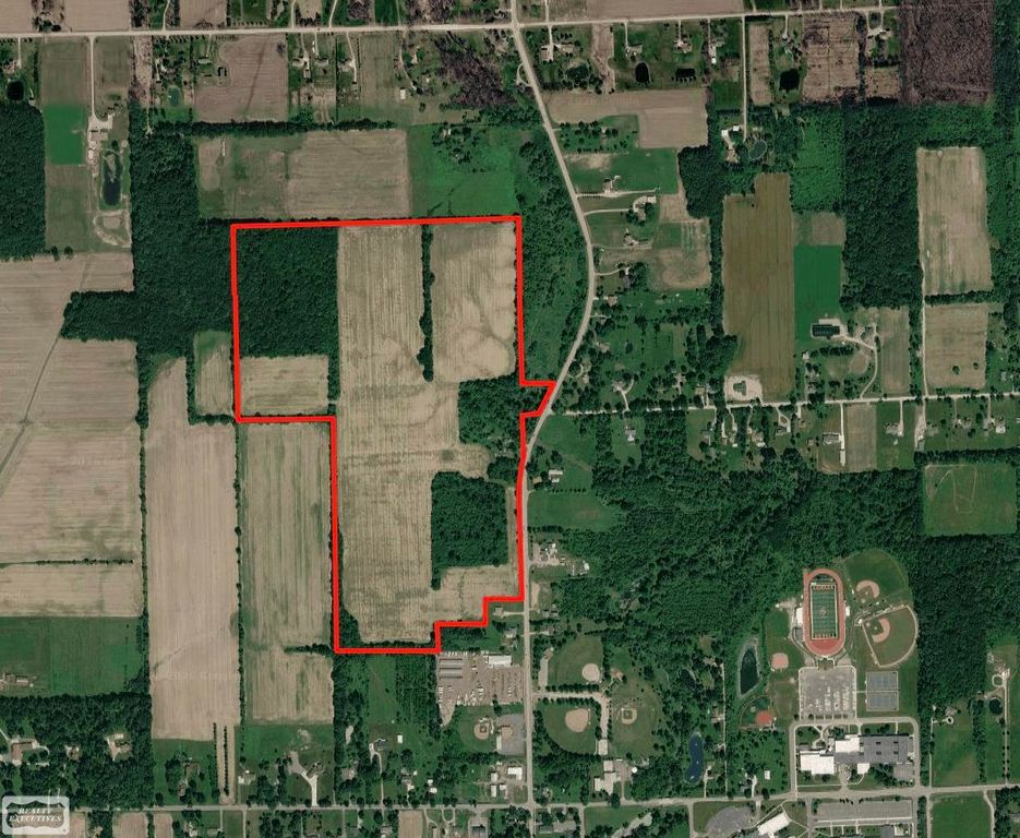 75901 North Avenue, Armada, MI 48005