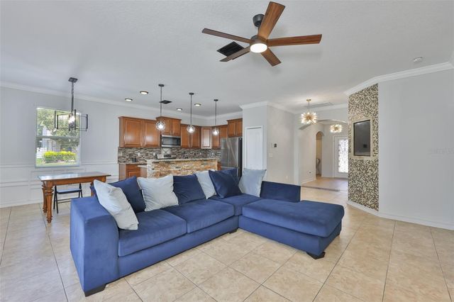 401 BRITTON SHORES COURT, Ruskin, FL 33570