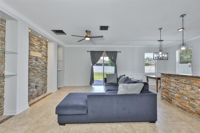 401 BRITTON SHORES COURT, Ruskin, FL 33570