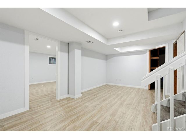 1865 Eisenhower Dr, Louisville, CO 80027