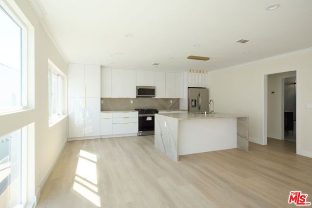 1223 23rd Street B, Santa Monica, CA 90404