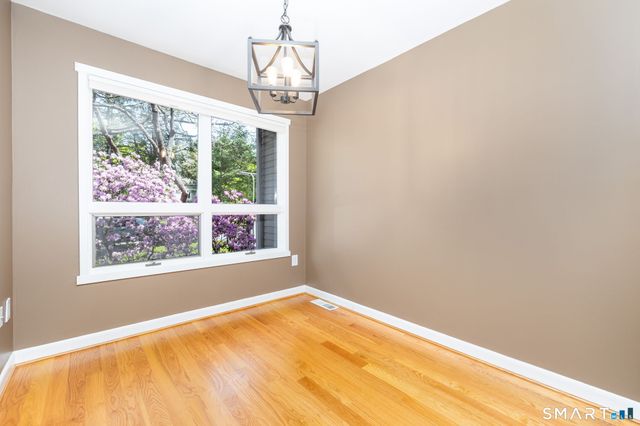 71 Byron Drive 71, Avon, CT 06001