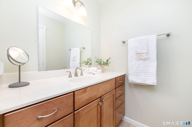71 Byron Drive 71, Avon, CT 06001